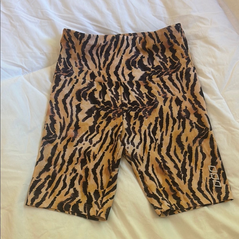 Lorna Jane Animal Print Activewear
